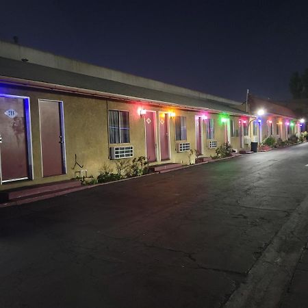 Deluxe Motel, Los Angeles Area Downey Εξωτερικό φωτογραφία