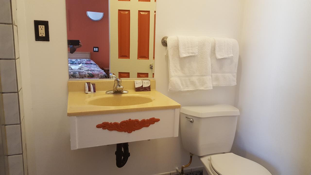 Deluxe Motel, Los Angeles Area Downey Εξωτερικό φωτογραφία